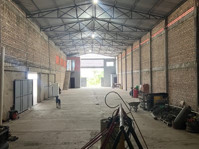 ALQUILO TINGLADO DE 550 M2 EN VILLA HAYES