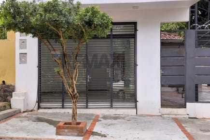 ALQUILER DE SALÓN COMERCIAL EN VILLA ELISA