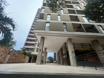 EN VENTA DPTO DE 3 DORM EN BARRIO MBURUCUYÁ, EDIF. TORRES MIRADOR