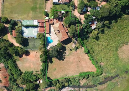 EN PARAGUAY -  VENTA CASA SOBRE FUTURA COSTANERA SUR