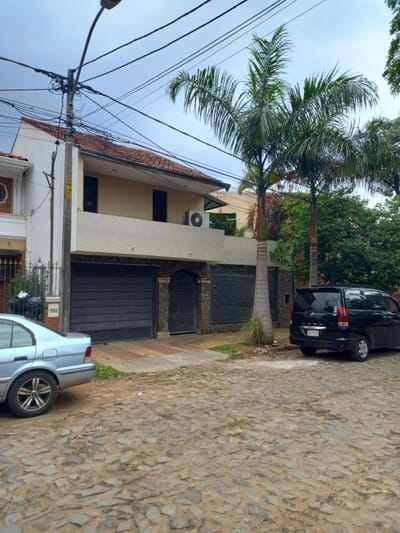 Casa en venta de 4 ambientes en Jara