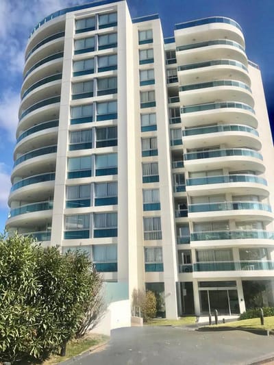 Departamento en venta de 5 ambientes en Punta del Este