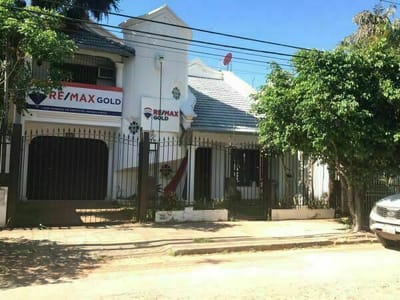 Casa en venta de 4 ambientes en Villa Morra