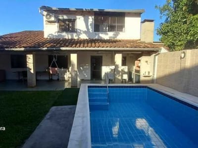 Casa en venta de 8 ambientes en Pilar