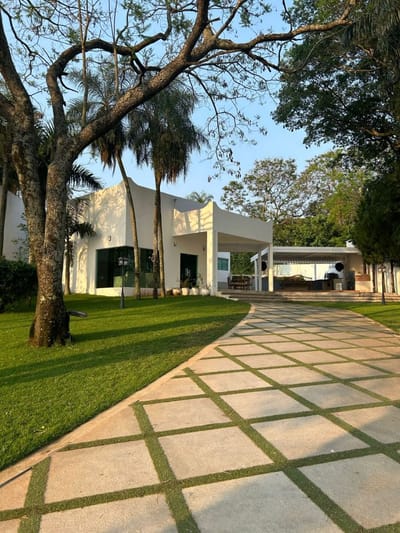 Casa en alquiler de 4 ambientes en Ybyanguy Segunda