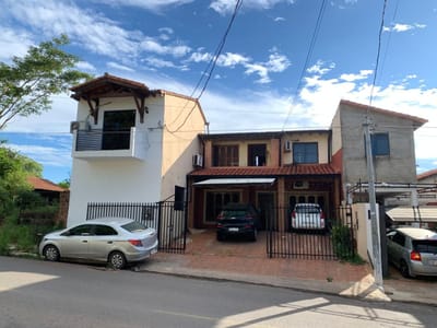 Casa En Venta 4 Dormitorios