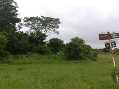 EN VENTA PROPIEDAD EN BARRIO CERRADO SURUBI´I