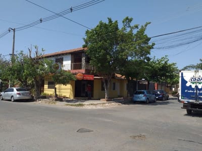Casa en venta de 8 ambientes en Santa María