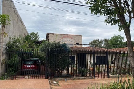 Vendo casa en San lorenzo + departamento independiente 