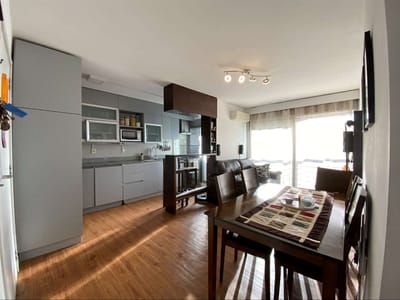 Venta Apartamento de 2 Dormitorios y Cochera en Unión