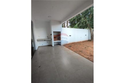 VENDO DUPLEX EN LAMBARE