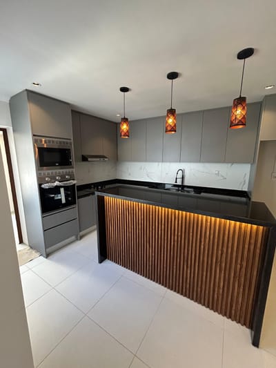 Casa Renovada En Exclusiva Zona De Barrio Jara En Venta