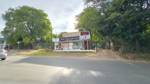EN VENTA – EXCELENTE PROPIEDAD EN LUQUE, CUARTO BARRIO