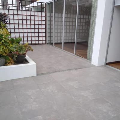 Vendo lindo departamento  piso con terraza El Remanso La Molina