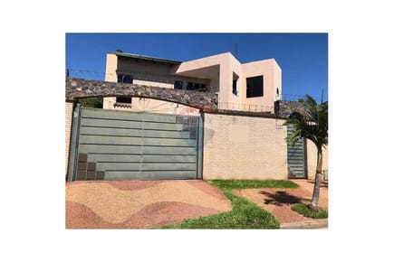 VENDO Residencia en B. Sta. María