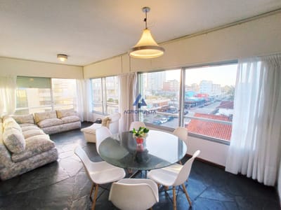 Apartamento en Peninsula, 2 dormitorios *