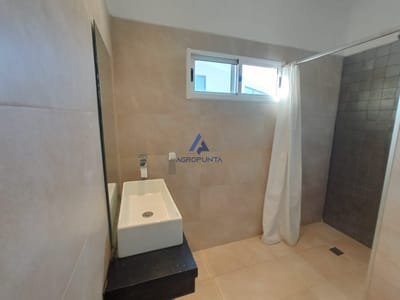 Casa en Punta Piedras, 3 dormitorios