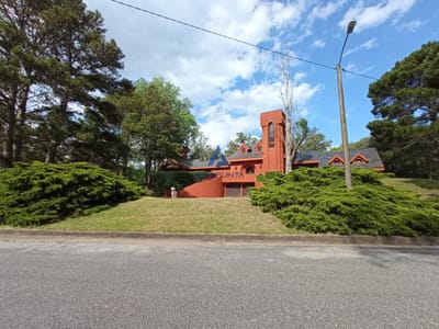 Casa venta 4 dormitorios punta del este
