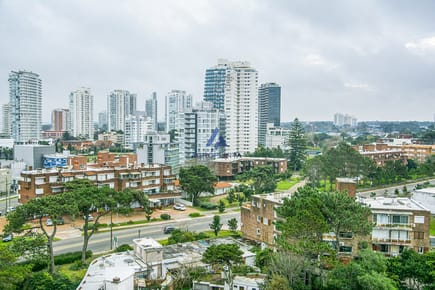 Departamento de 3 dormitorios en venta proximo al mar y Peninsula Punta del Este