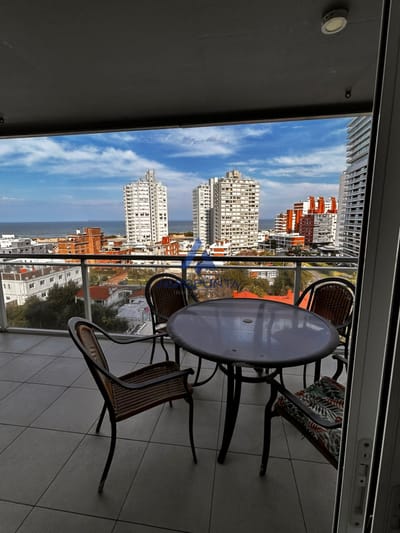 Departamento en Venta 3 Dormitorios en Punta del Este