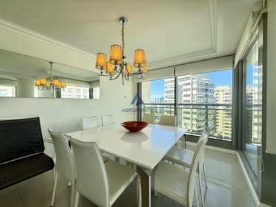 Apartamento en Venta 2 Dormitorios 1era linea Punta del Este