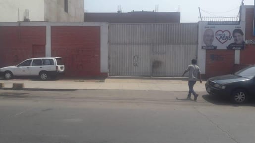 Venta de Local Comercial de 802 m² en Av Rosa Toro San Luis