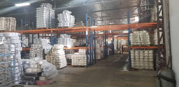 Alquiler de Local Industrial en Zarate 2,400 m²