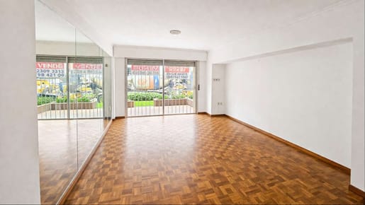 Divino en venta apartamento en Punta Gorda  3 dormitorios y servicio, patio c/parrillero, con garaje