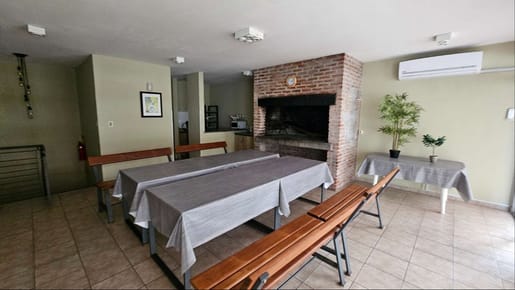 Oportunidad en Venta  Apartamento en Pocitos 2 Dormitorios 2 Baños, sobre Sarmiento.