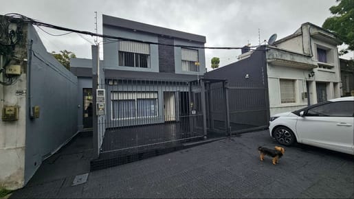 GRAN CASA EN PRADO – 5 DORMITORIOS, PH  COMO A ESTRENAR, PROXIMA AL HOTEL DEL PRADO