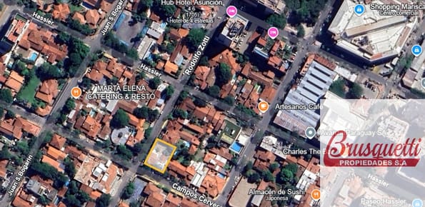 Propiedad en esquina a 3 cuadras del shopping Mariscal