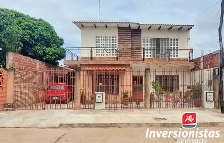 Casa en Venta de 5 Dormitorios 8vo anillo cambodromo
