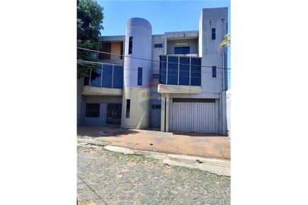 Vendo edificio en Barrio Obrero.