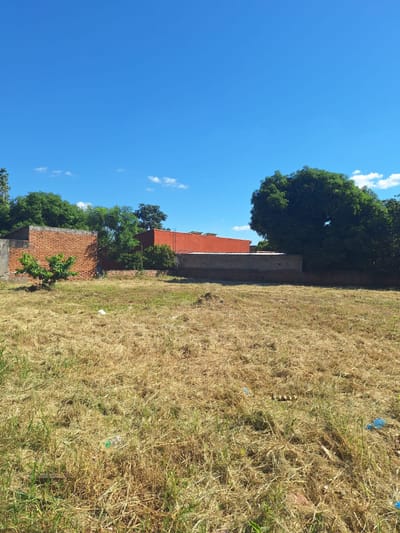 VENDO TERRENO EN LAMBARÉ ZONA SEK 