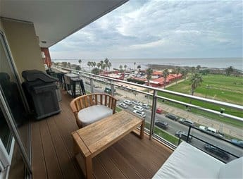 Venta Apartamento Punta Carretas 4 Domitorios, 3 Baños + Servicio Completo, Vestidor,garaje