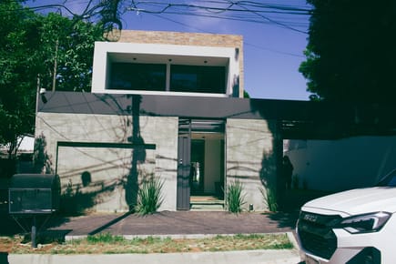 CASA A ESTRENAR En Asunción - Zona Urbanización Aranjuez