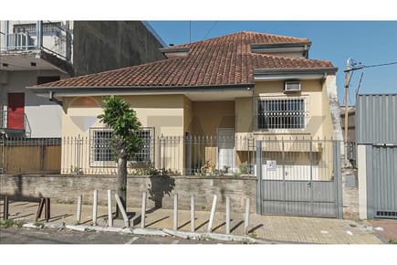 VENDO CASA EN EL CORAZON DE SAJONIA