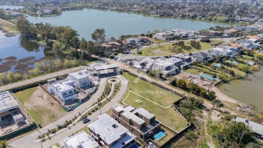 Terreno en Venta en La Reserva Lagos