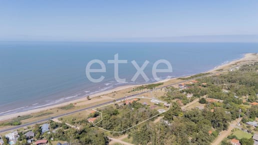 Enorme Terreno en Venta Primera Linea Bella Vista Maldonado