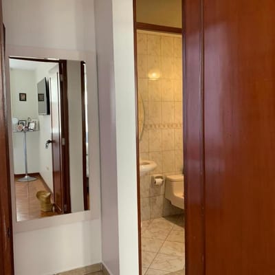 Vendo departamento cuarto piso remodelado centro de Chiclayo