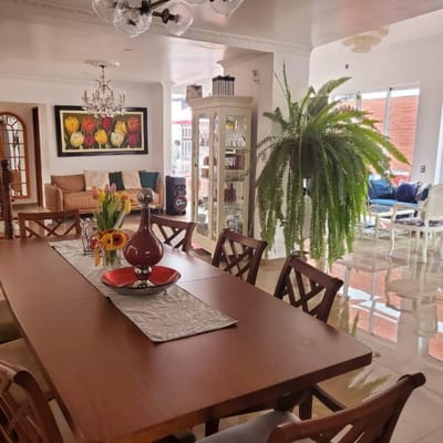 Vendo acogedora  casa cerca a carretera a Pimentel, antes de Colegio San Agustin