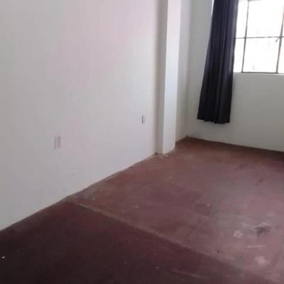 Vendo local comercial en segundo piso Av. Oriente y Av. Saenz Peña