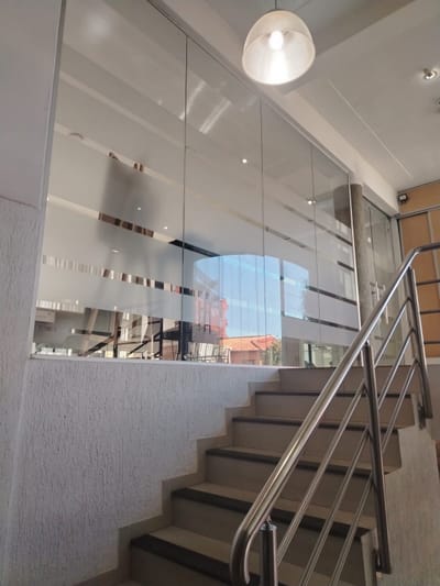 OFICINA CORPORTAIVA DE 70 M2