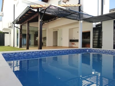 ALQUILER DE CASA EN LUQUE BARRIO ALTERRA ZONA AEROPUERTO