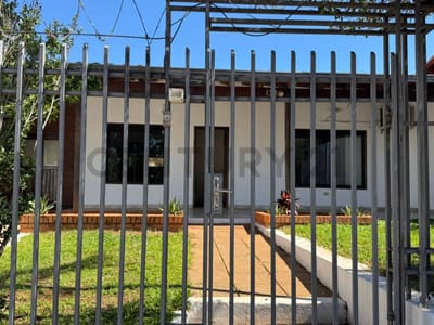 VENTA DE CASA en Fernando de la Mora Zona Sur