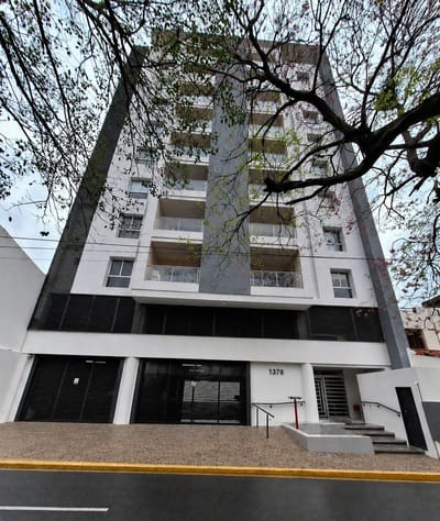 VENDO DEPARTAMENTO DE TRES DORMITORIOS EN EL EDIFICIO BRANKA