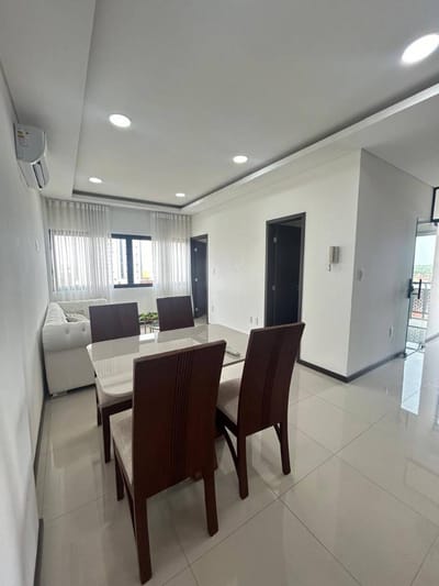 1 DORMITORIO, ALTO BUSCH (TC: PARALELO)