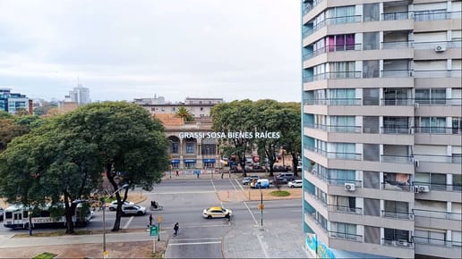 Venta de Monoambiente con garage en Tres Cruces
