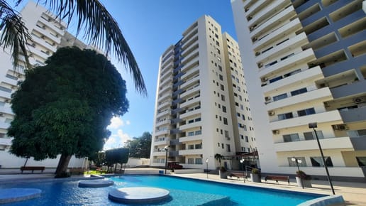 DEPARTAMENTO DE 3 DORMI - ZONA NORTE Y QUINTO ANILLO - TORRE SOHO