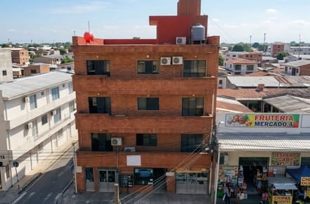 EDIFICIO EN EL MERCADO 4